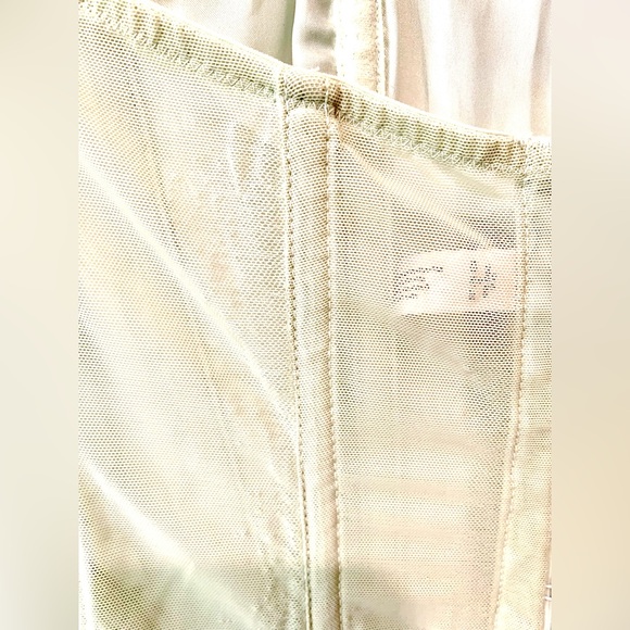 Victorias Secret Mint Green Floral Embroidered Strapless Corset / Bustier - Picture 5 of 7